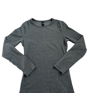 Women's Gray Long Sleeve Top
